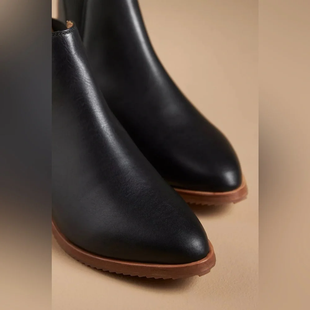 New‎ no box  Nisolo x Anthropologie Eva Everyday  Chelsea boots in black